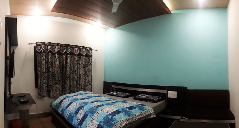 Shree Rajendra Hotel, Mount Abu 3